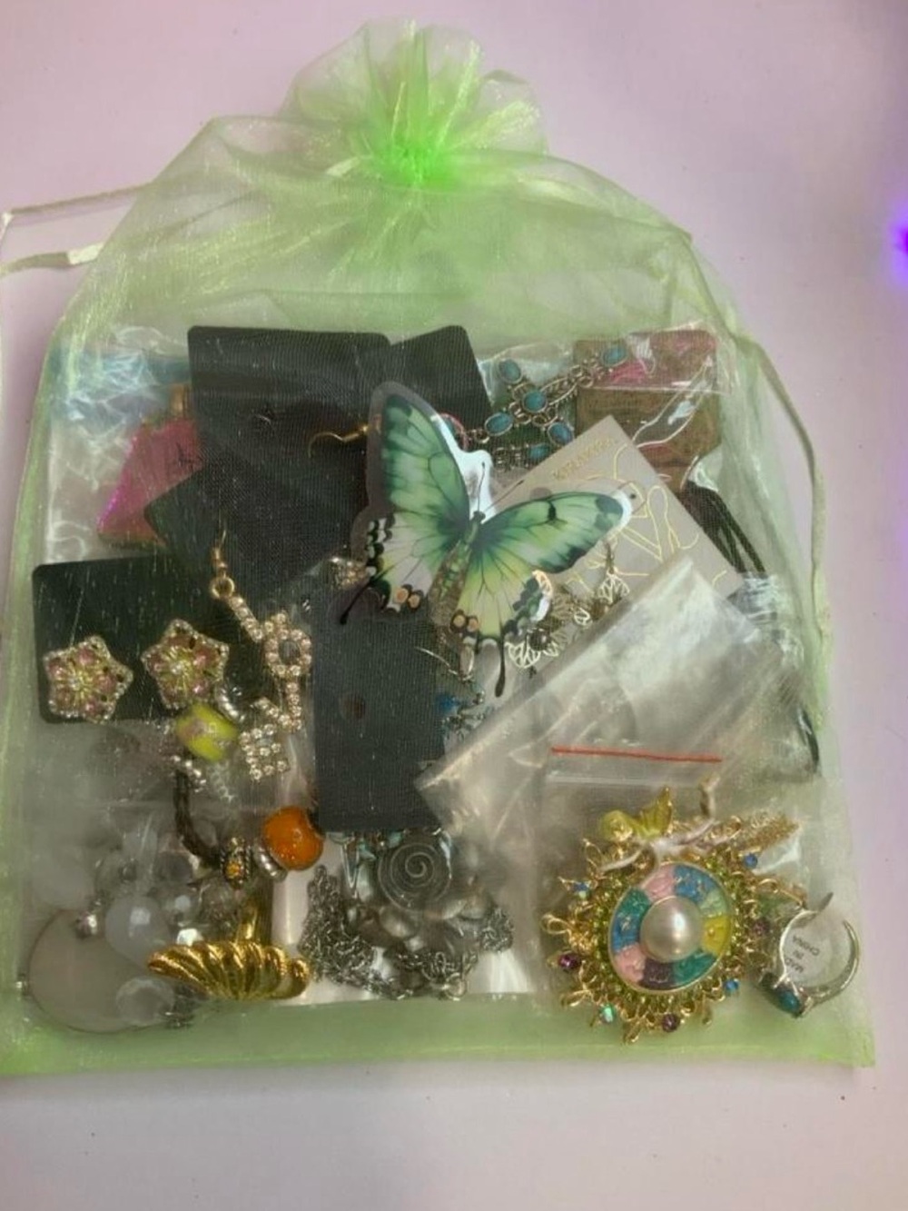 AWESOME 20+ JEWELRY BUNDLE